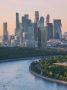 АТМОСФЕРА: облачно, но тепло — до +24 в Москве