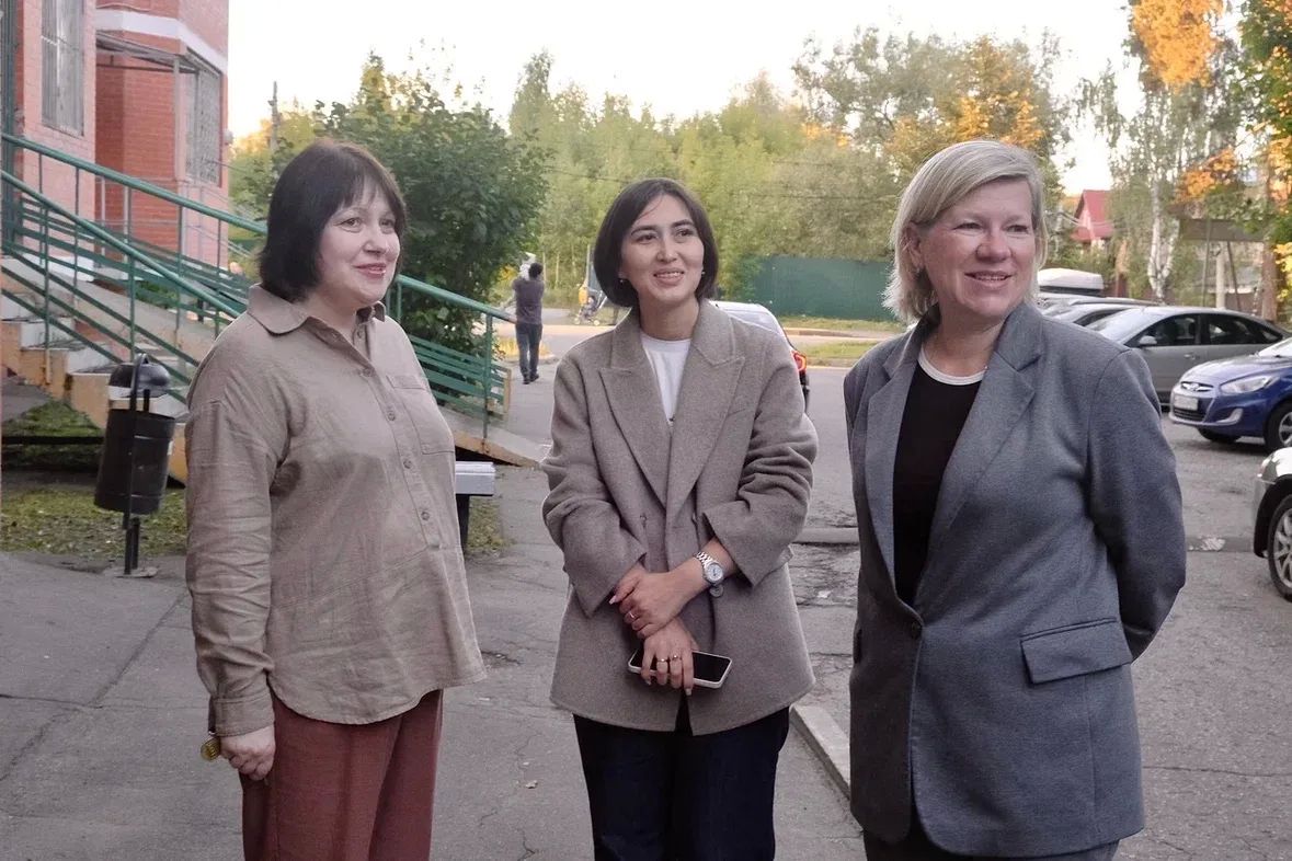 На связи с жителями. Первый заместитель главы городского округа Красногорск Наталья Тимошина провела встречу с жителями в Опалихе