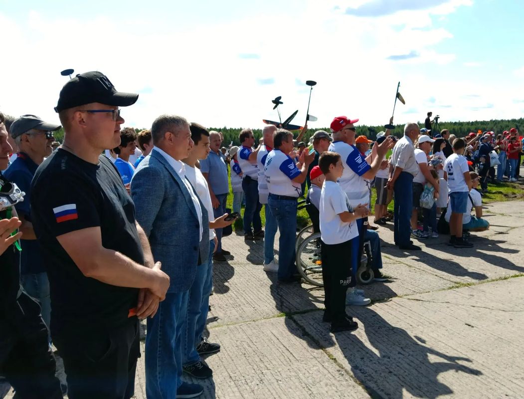 Фестиваль в честь 100летия авиамодельного спорта: Красногорск на высоте! Фестиваль в честь 100летия авиамодельного спорта: Красногорск на высоте!