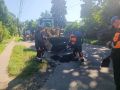 За выходные дни сотрудники городского предприятия «Автобытдор» провели ямочный ремонт на дорогах и дворовых проездах по следующим адресам: