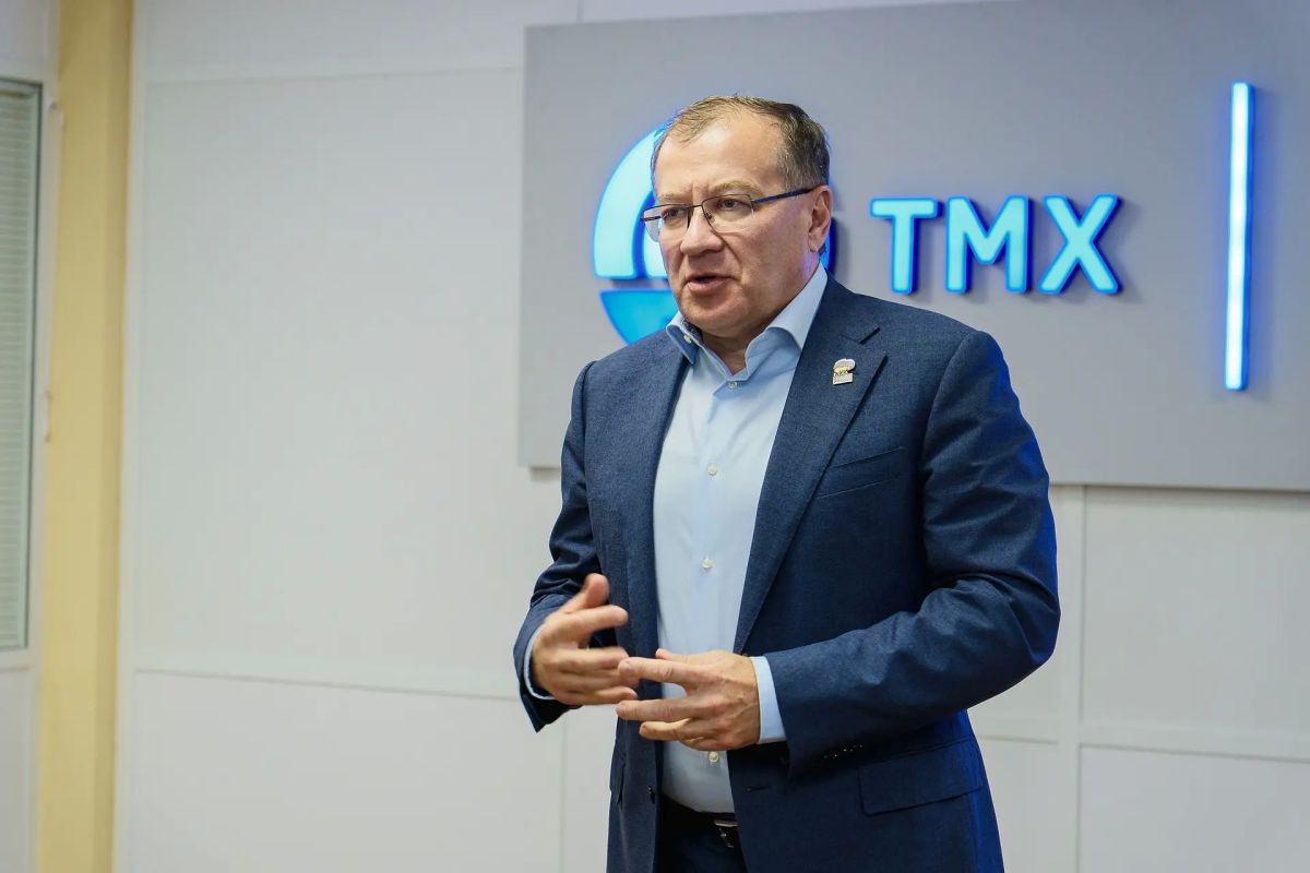 Вместе с генеральным директором и руководителями подразделений ДМЗ обсудили задачи, поставленные на заседании Государственного совета по вопросам обновления подвижного состава общественного транспорта, которое прошло под... Вместе с генеральным директором и руководителями подразделений ДМЗ обсудили задачи, поставленные на заседании Государственного совета по вопросам обновления подвижного состава общественного транспорта, которое прошло под...