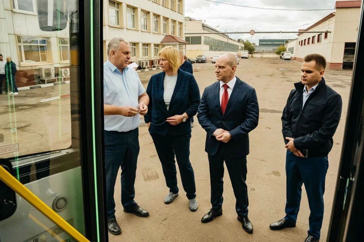 Новые автобусы вышли на линию: в Пушкинском обновили автопарк для маршрута № 316 Новые автобусы вышли на линию: в Пушкинском обновили автопарк для маршрута № 316