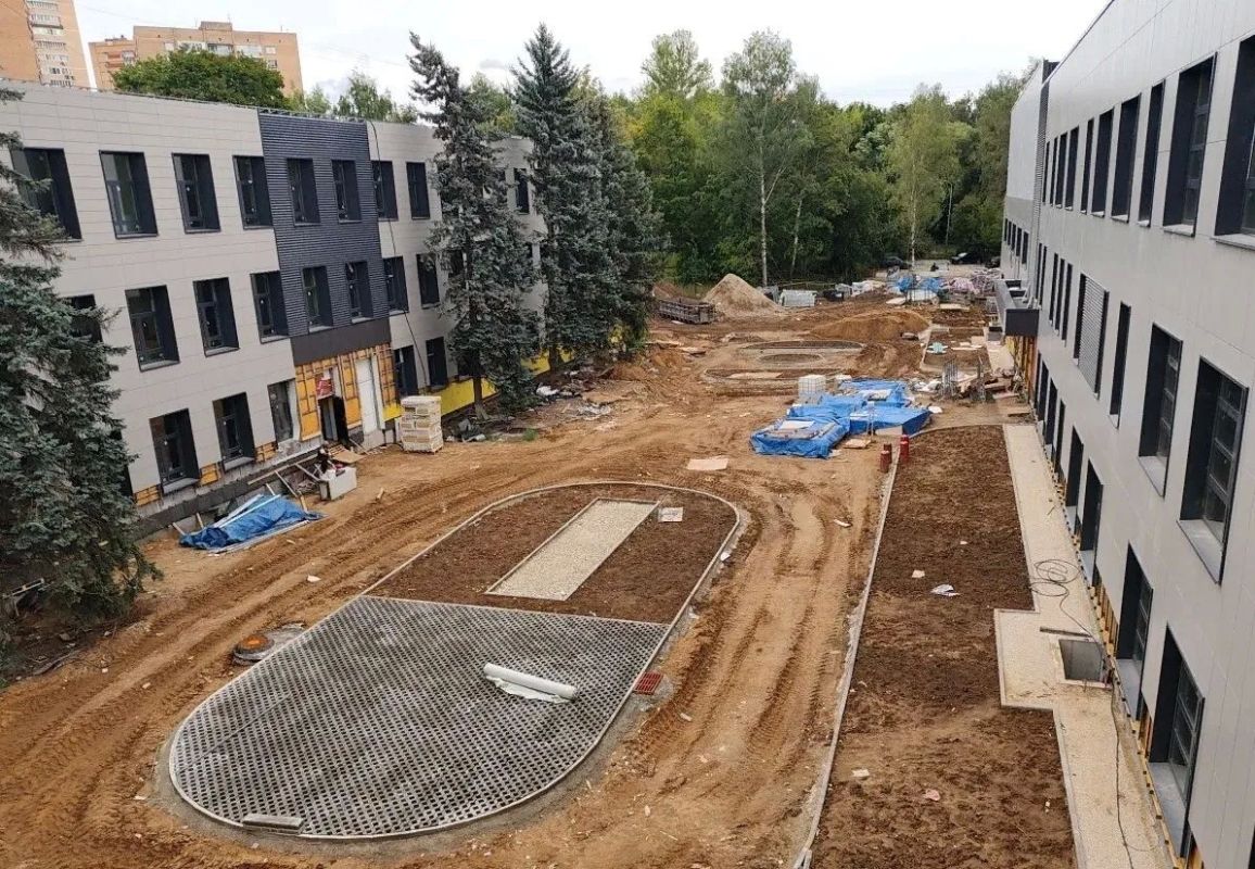 Строительство пристройки к школе № 9 в Одинцово завершено на 70% Строительство пристройки к школе № 9 в Одинцово завершено на 70%