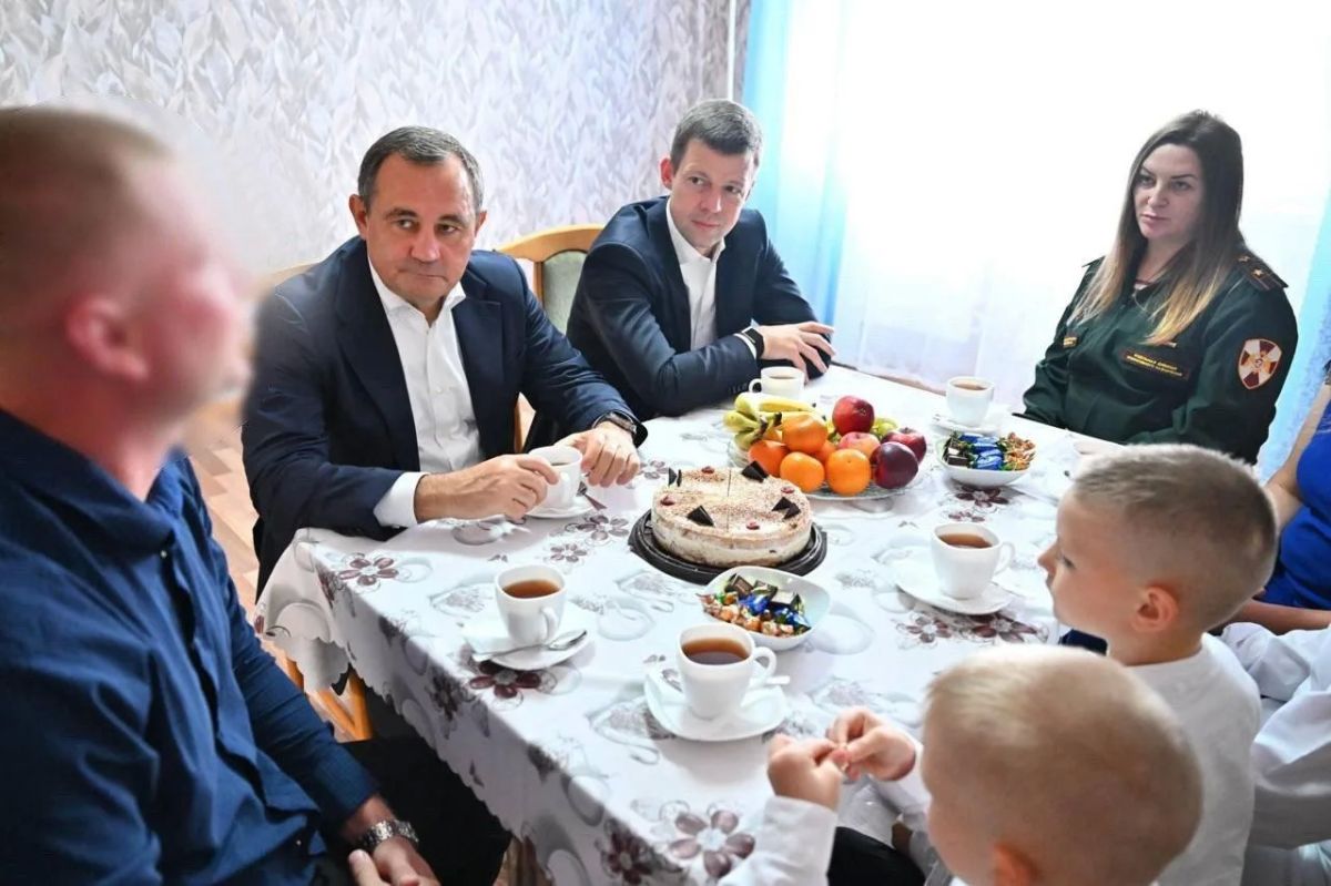 Навестил семью нашего Героя