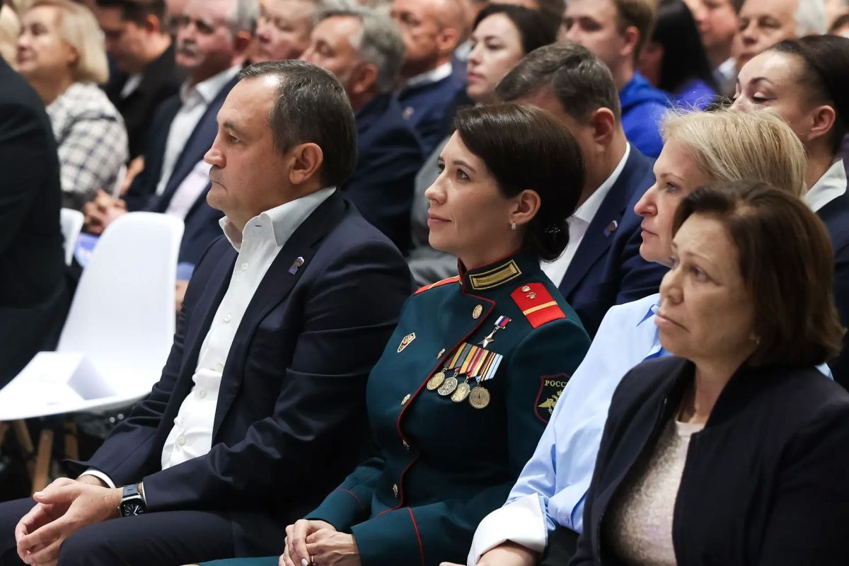 Максим Красноцветов: Принял участие в форуме регионального отделения Единой России «Сила в единстве» Максим Красноцветов: Принял участие в форуме регионального отделения Единой России «Сила в единстве»