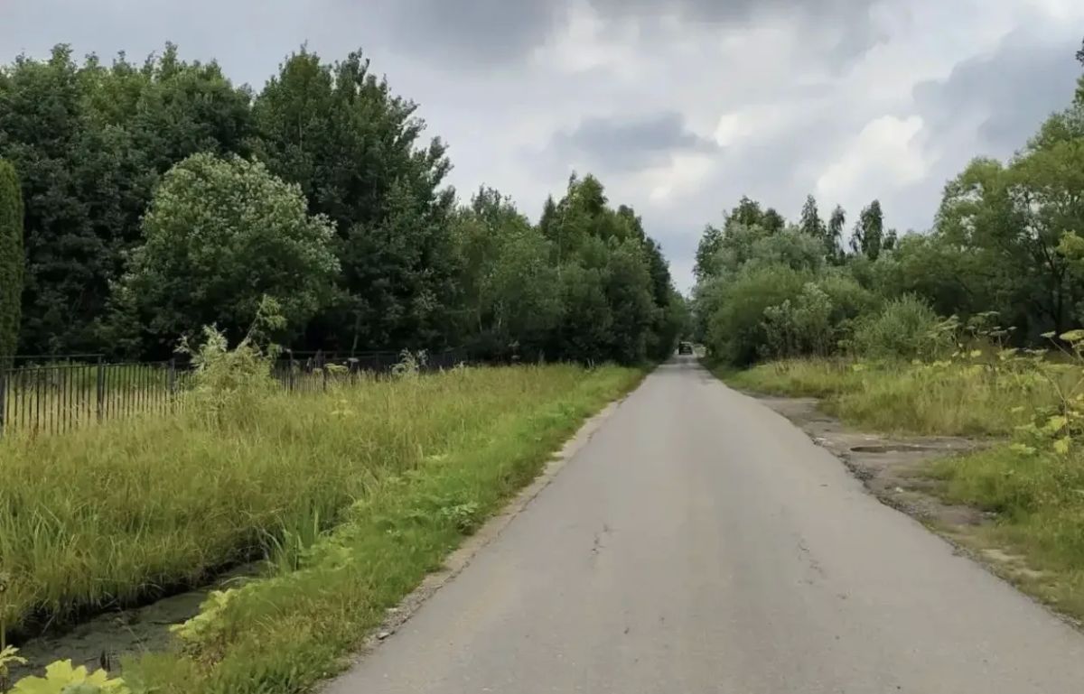 В Лобне в рамках капитального ремонта дорогу к Луговскому кладбищу расширят до двух полос