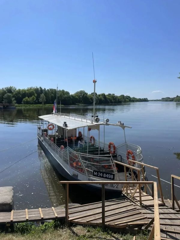 Вниманию жителей. С 21.30 среды, 26 августа, до 17.00 четверга, 27 августа, будет временно остановлено движение пассажирского судна «Луховичанин ПС-2» на Черкизовской переправе через реку Москва