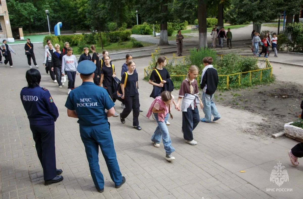 В детском лагере «Звездочка» прошло профилактическое мероприятие по пожарной безопасности В детском лагере «Звездочка» прошло профилактическое мероприятие по пожарной безопасности