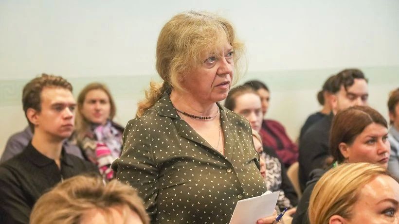 Встреча депутата Госдумы Дениса Кравченко с коллективом НПО “Стеклопластик” в Солнечногорске Встреча депутата Госдумы Дениса Кравченко с коллективом НПО “Стеклопластик” в Солнечногорске