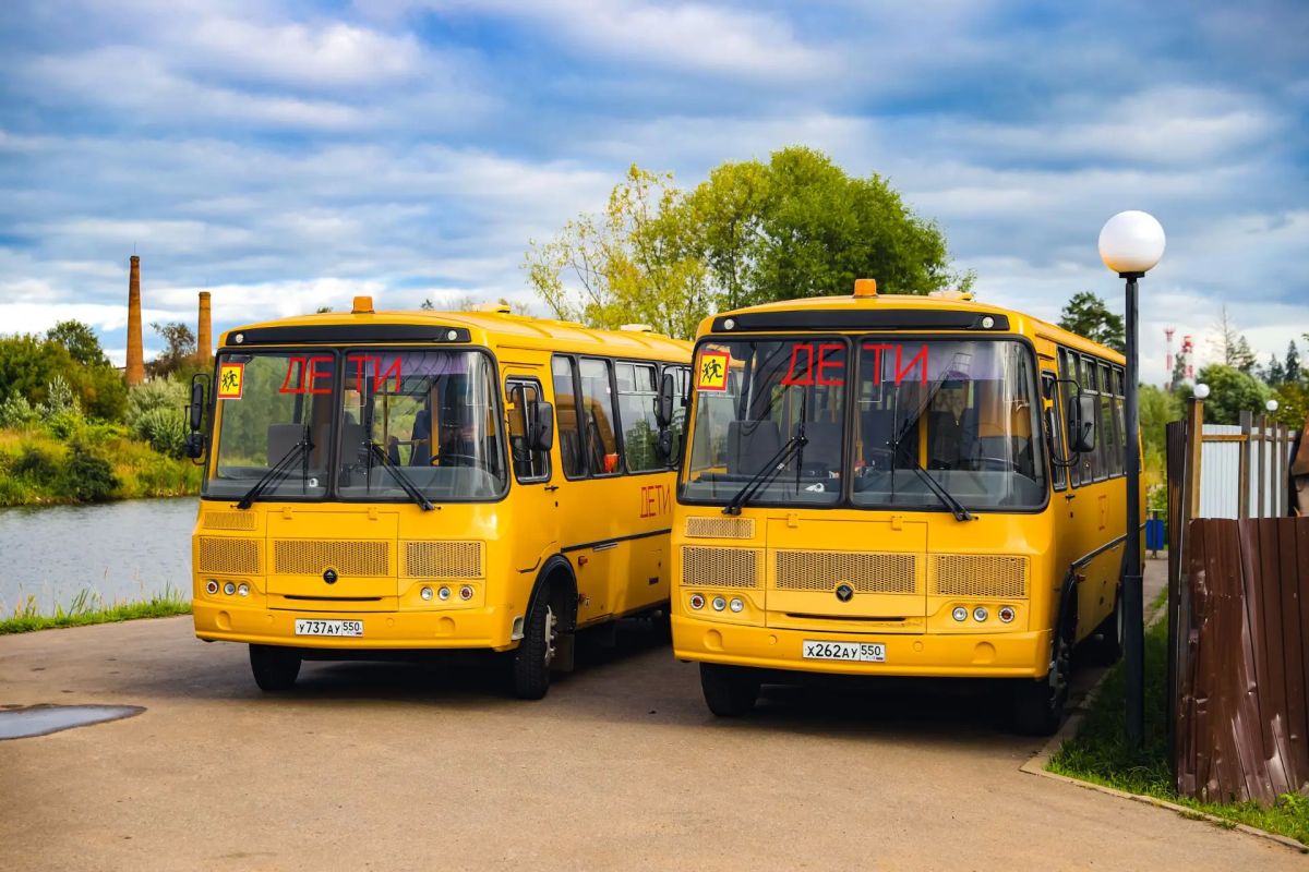 В Химках проверили готовность школьных автобусов к новому учебному году В Химках проверили готовность школьных автобусов к новому учебному году