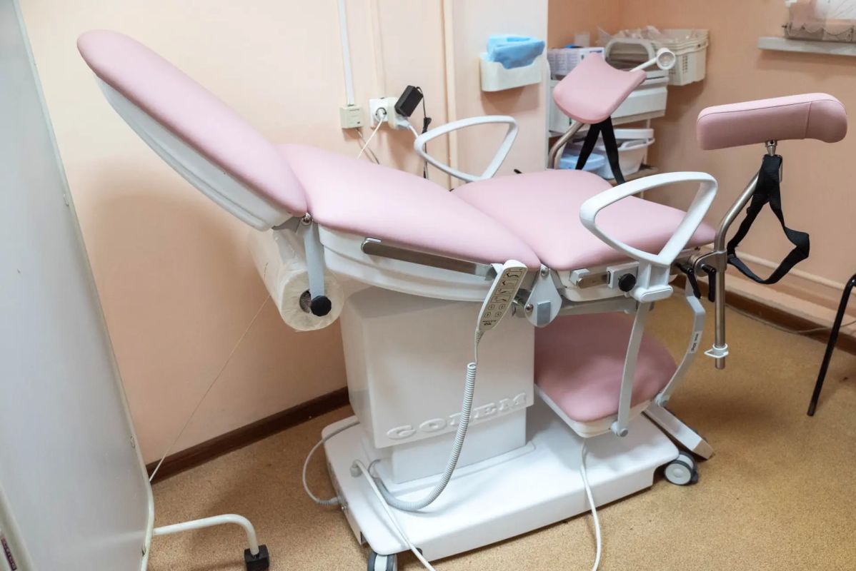 В Реутовскую клиническую больницу поступили новые гинекологические кресла
