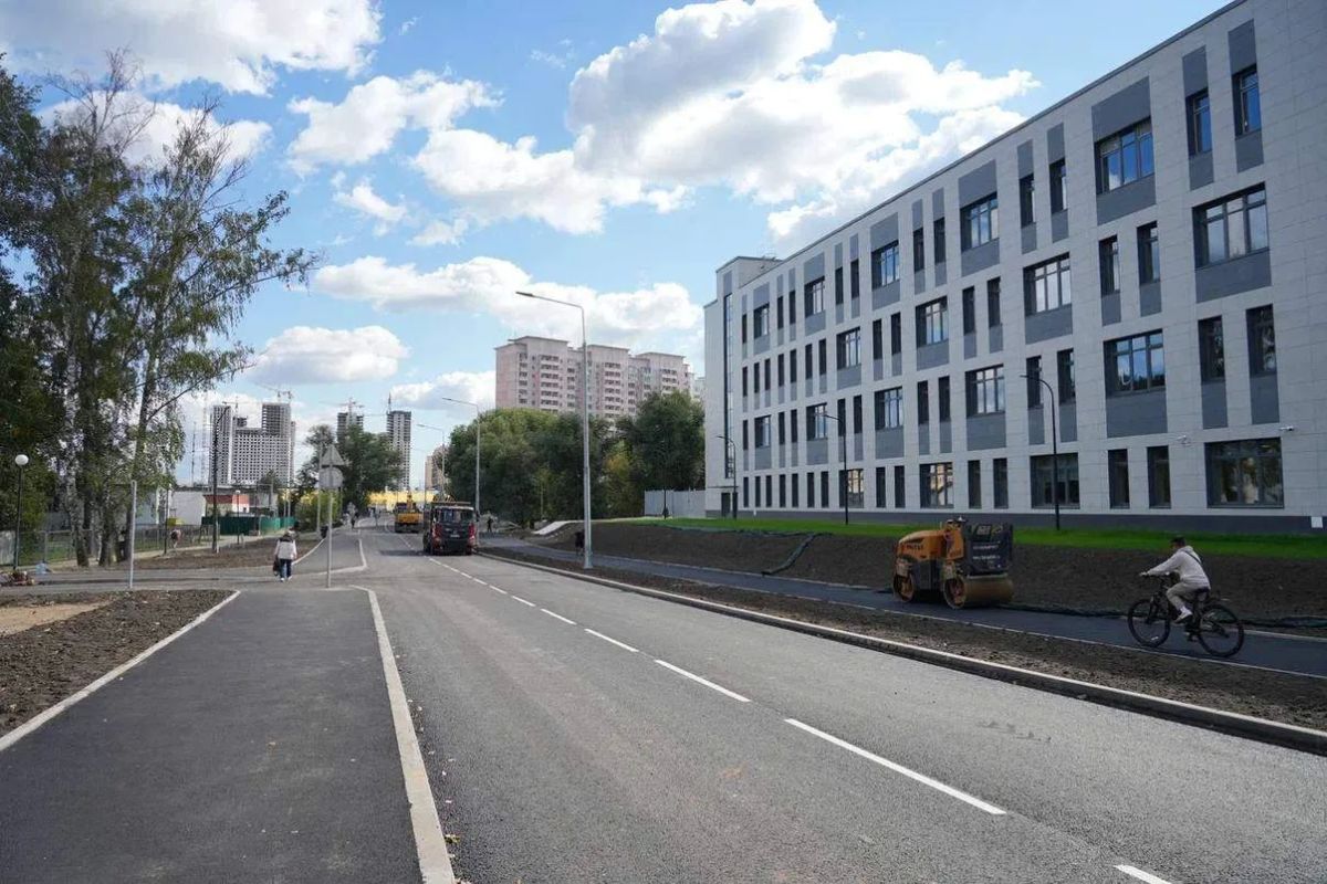 В Котельниках с опережением графика запустили рабочее движение на подъездной дороге к воспитательно-образовательному комплексу в микрорайоне Опытное поле В Котельниках с опережением графика запустили рабочее движение на подъездной дороге к воспитательно-образовательному комплексу в микрорайоне Опытное поле