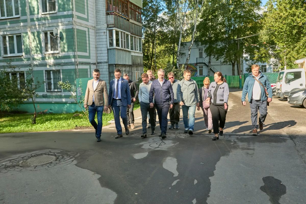 Сергей Лукичев провёл обход в микрорайоне Керамик в Балашихе Сергей Лукичев провёл обход в микрорайоне Керамик в Балашихе