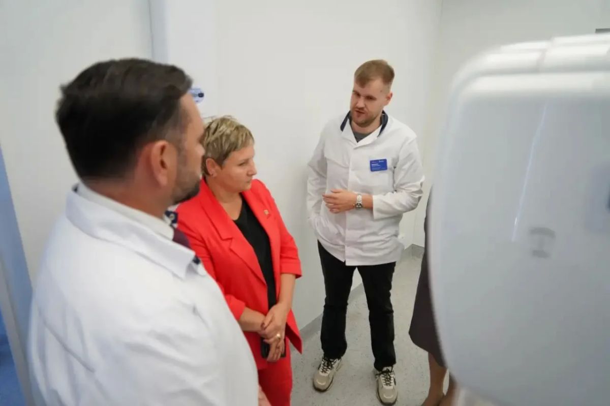 Сегодня мы увидели, как на практике реализуются задачи, стоящие перед здравоохранением нашего округа Сегодня мы увидели, как на практике реализуются задачи, стоящие перед здравоохранением нашего округа