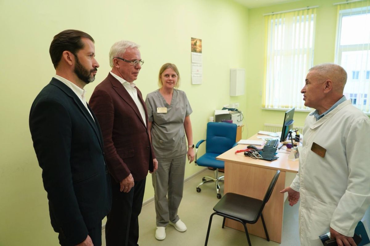 Депутат Государственной Думы, член Высшего совета партии «Единая Россия» Вячеслав Фетисов посетил Подольский центр спортивной медицины Депутат Государственной Думы, член Высшего совета партии «Единая Россия» Вячеслав Фетисов посетил Подольский центр спортивной медицины