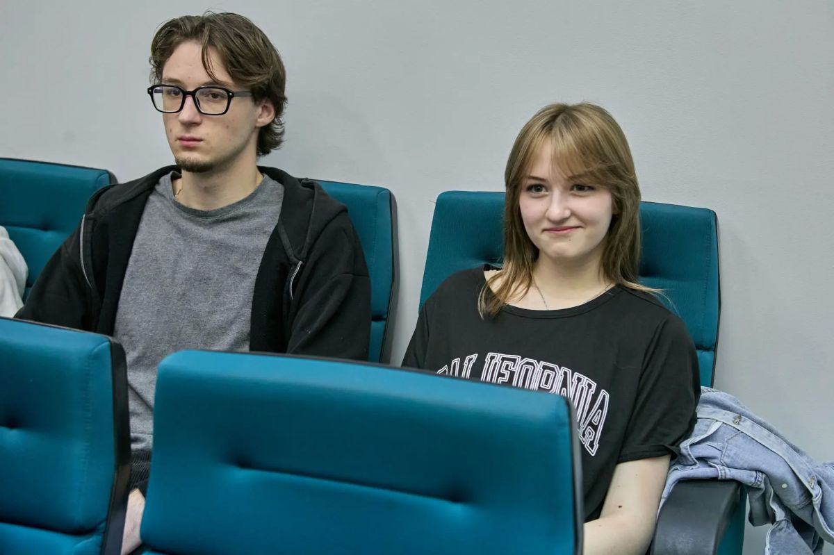 Подготовку детей участников СВО к новому учебному году обсудили в Балашихе Подготовку детей участников СВО к новому учебному году обсудили в Балашихе
