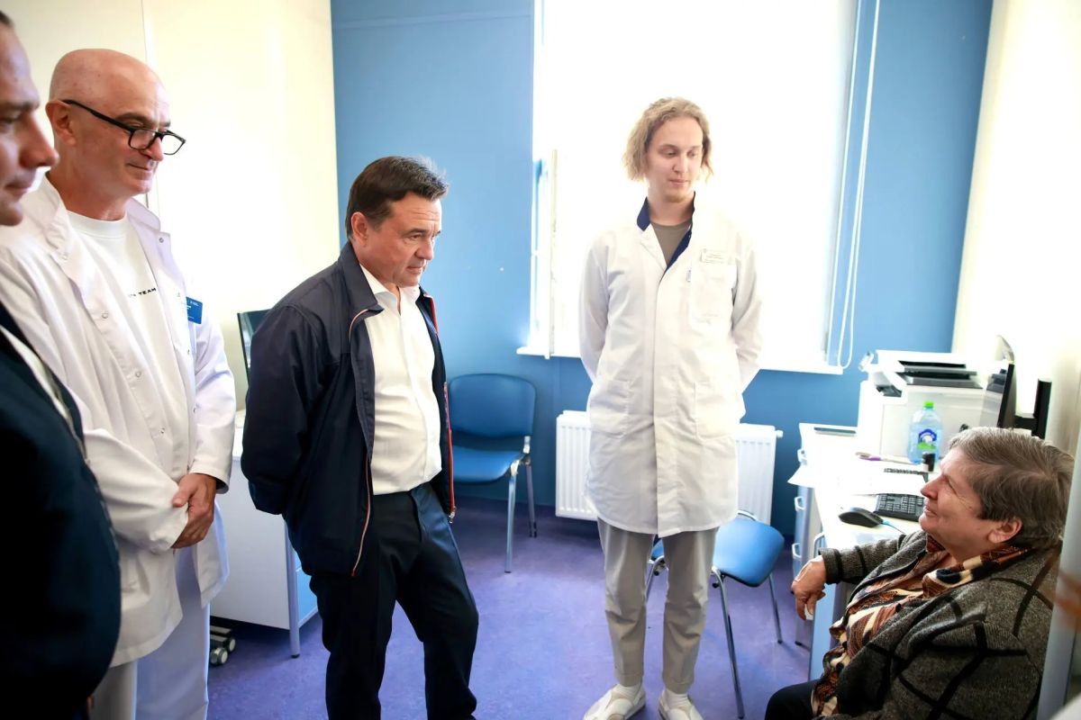 Андрей Воробьев: В Королеве открылась одна из крупнейших комплексных поликлиник Подмосковья — на 1000 посещений в смену Андрей Воробьев: В Королеве открылась одна из крупнейших комплексных поликлиник Подмосковья — на 1000 посещений в смену