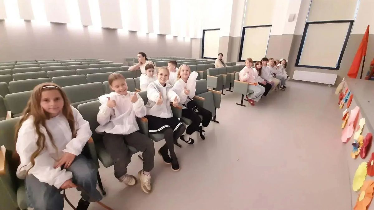 Безопасность на транспорте: в Красногорске прошла лекция для школьников Безопасность на транспорте: в Красногорске прошла лекция для школьников