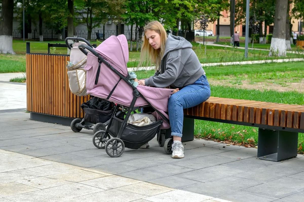 Работы по обновлению площади и сквера им. Ленина завершены с опережением графика на 1 месяц Работы по обновлению площади и сквера им. Ленина завершены с опережением графика на 1 месяц