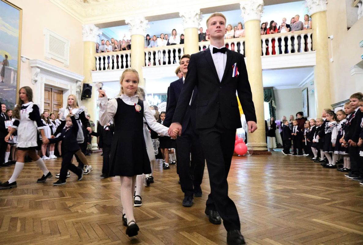Алексей Малкин: Сегодня, 1 сентября, для 1 717 первоклассников городского округа Воскресенск прозвенел первый звонок Алексей Малкин: Сегодня, 1 сентября, для 1 717 первоклассников городского округа Воскресенск прозвенел первый звонок