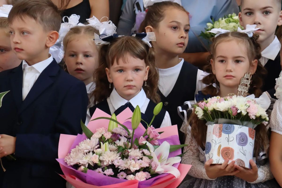 В обновлённой Малинской школе прошла торжественная линейка в честь Дня знаний В обновлённой Малинской школе прошла торжественная линейка в честь Дня знаний