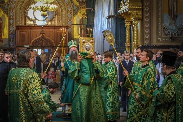 Начальник ГУФСИН России по Московской области Александр Ветров принял участие в Литургии в День памяти преподобного Пимена Угрешского Начальник ГУФСИН России по Московской области Александр Ветров принял участие в Литургии в День памяти преподобного Пимена Угрешского