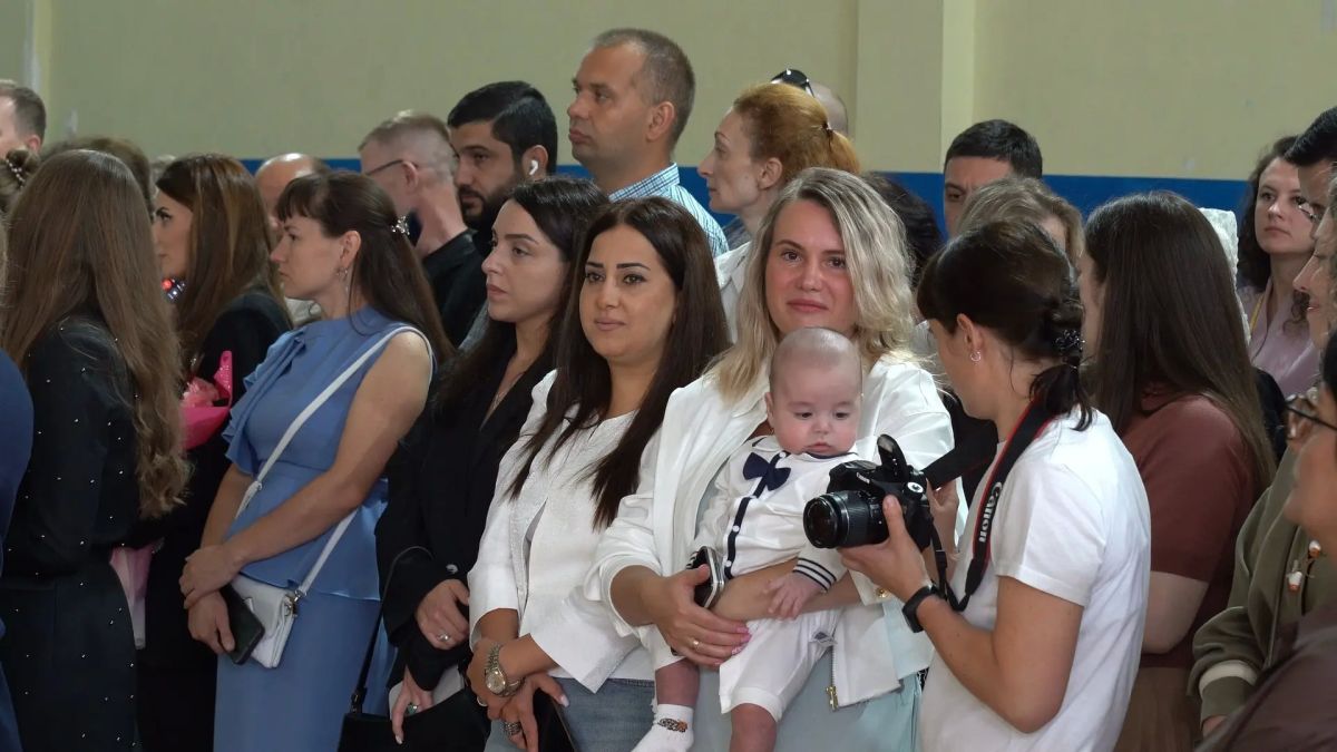 Путь открытий и успехов: в Долгопрудном отметили начало учебного года Путь открытий и успехов: в Долгопрудном отметили начало учебного года