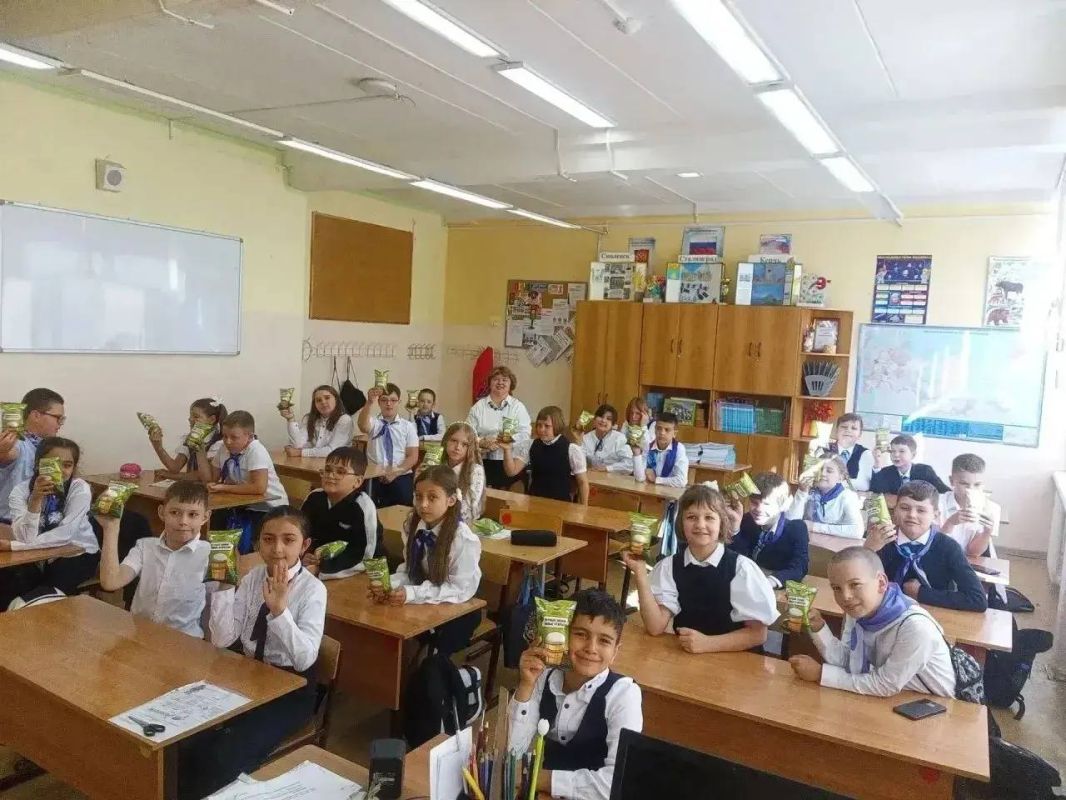 Более 1000 юных подольчан встретили новый учебный год в школе № 24 Более 1000 юных подольчан встретили новый учебный год в школе № 24