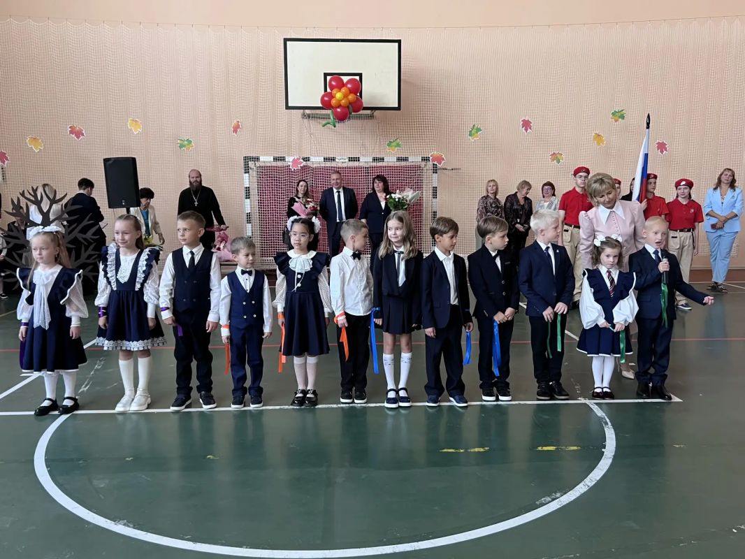 В Лицее № 4 в Нахабино торжественно отметили День знаний В Лицее № 4 в Нахабино торжественно отметили День знаний