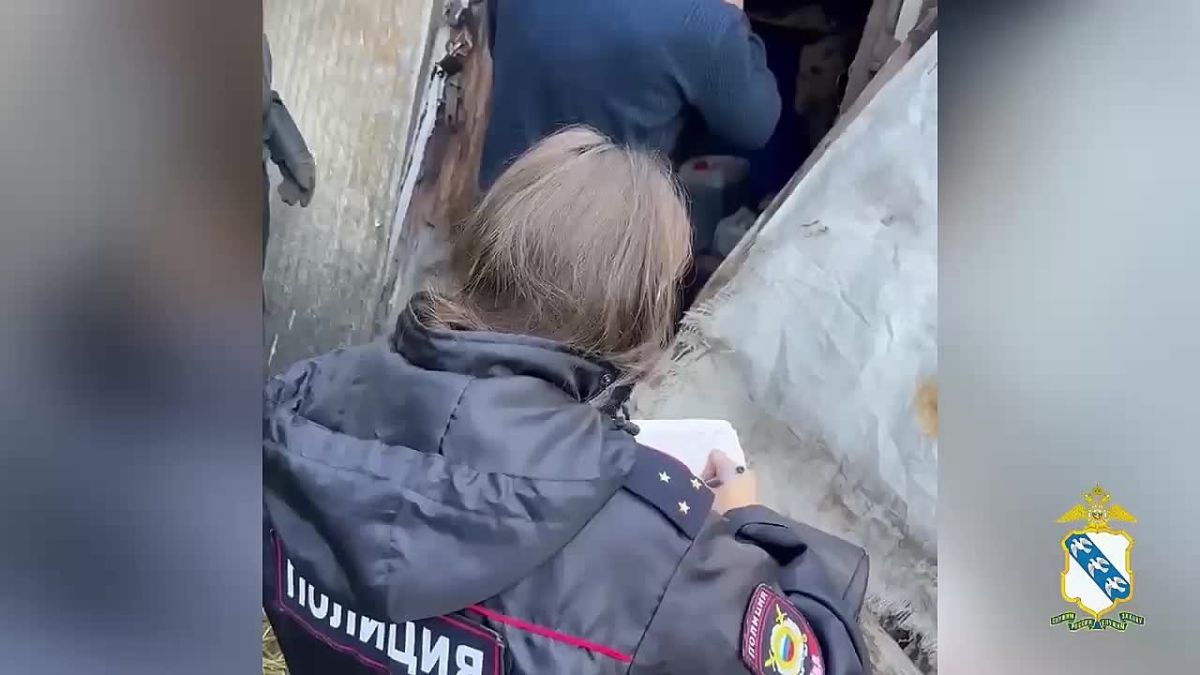 Не свечной заводик, а полноценный наркоконвейер работал в частном доме в Курской области, обеспечивая немалыми доходами 29летнего местного жителя