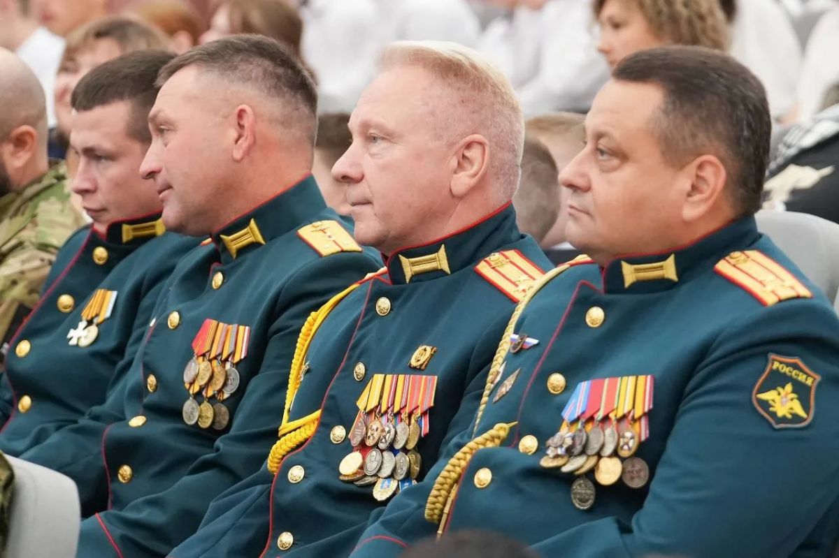 Андрей Воробьев: Продолжили 1 сентября в Подольске — в школе имени Героя России Александра Монетова Андрей Воробьев: Продолжили 1 сентября в Подольске — в школе имени Героя России Александра Монетова