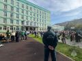 Сотрудники МЧС России обеспечили пожарную безопасность в День знаний и провели занятия со школьниками