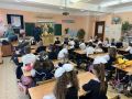 Безопасность с первых учебных дней: сотрудники МЧС России встретились со школьниками Электростали