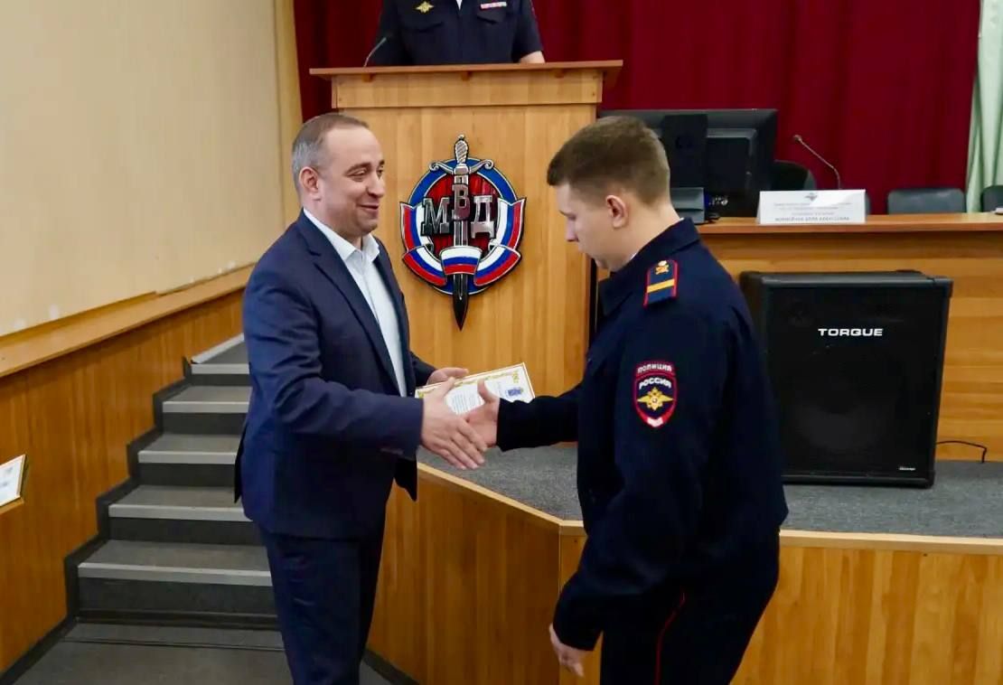В Подольске поздравили сотрудников патрульно-постовой службы В Подольске поздравили сотрудников патрульно-постовой службы