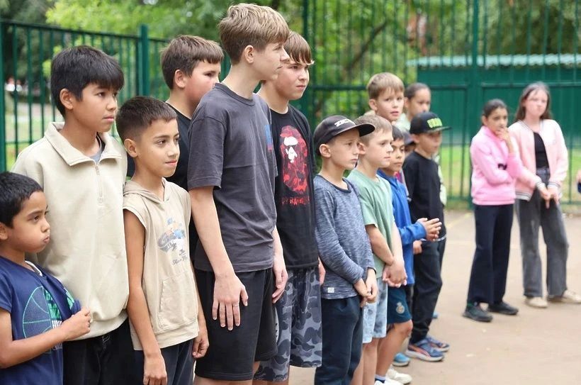 Дворовый спорт в Солнечногорске: тренировка с чемпионом! Дворовый спорт в Солнечногорске: тренировка с чемпионом!