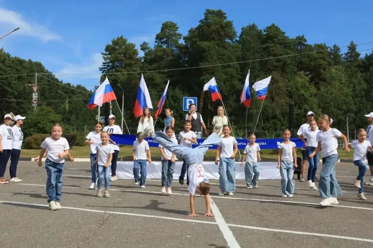 В Протвино официально переименовали Институтское шоссе в проспект имени академика Анатолия Алексеевича Логунова В Протвино официально переименовали Институтское шоссе в проспект имени академика Анатолия Алексеевича Логунова