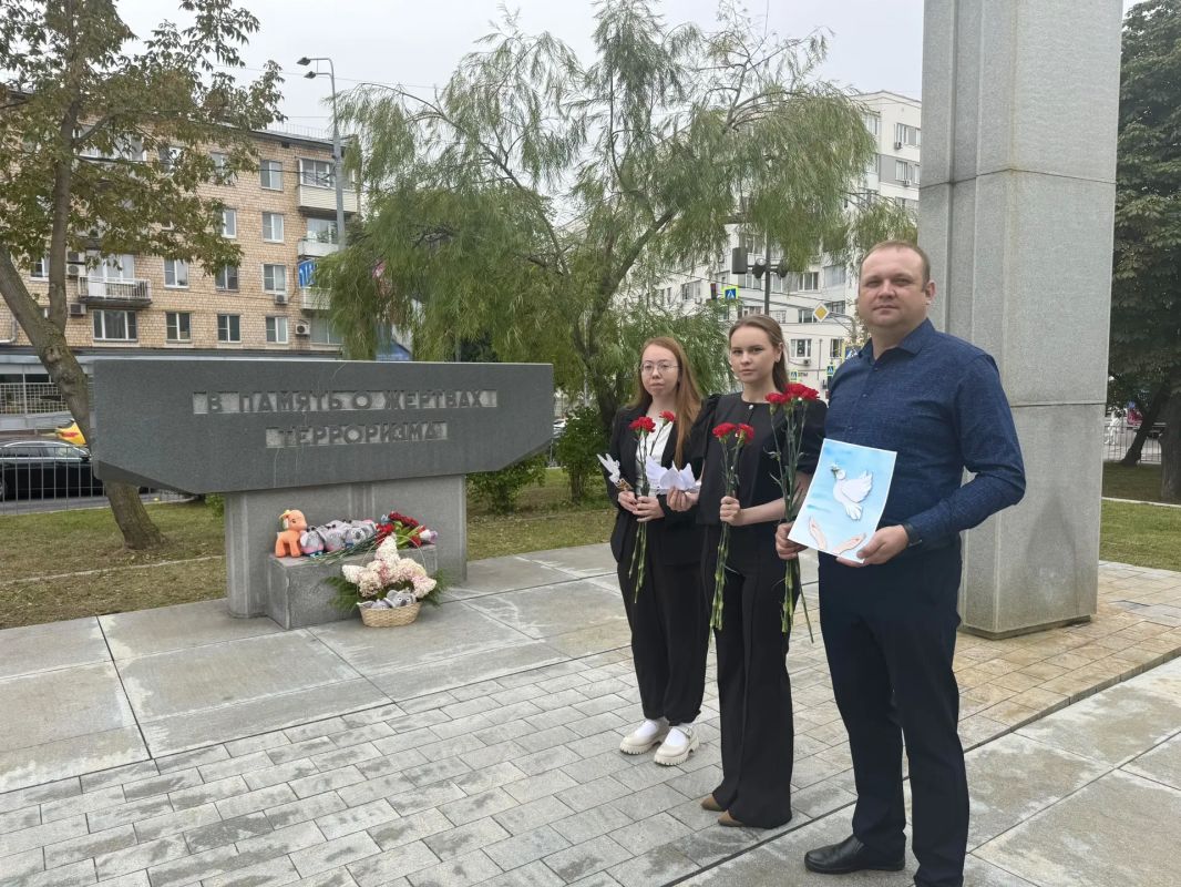 В ПАМЯТЬ О ЖЕРТВАХ ТРАГЕДИЙ В ПАМЯТЬ О ЖЕРТВАХ ТРАГЕДИЙ