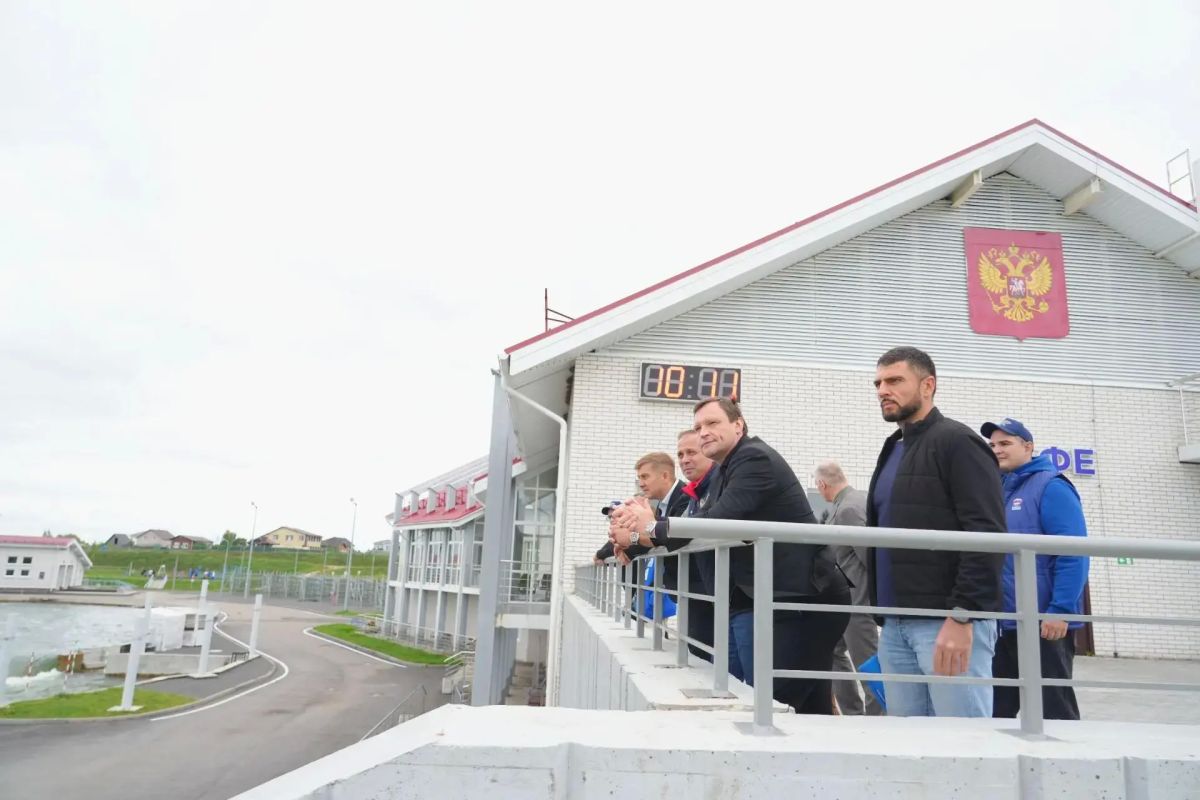 Депутат Государственной Думы Сергей Пахомов посетил гребной канал в Богородском, который стал настоящим центром развития гребного слалома в России Депутат Государственной Думы Сергей Пахомов посетил гребной канал в Богородском, который стал настоящим центром развития гребного слалома в России