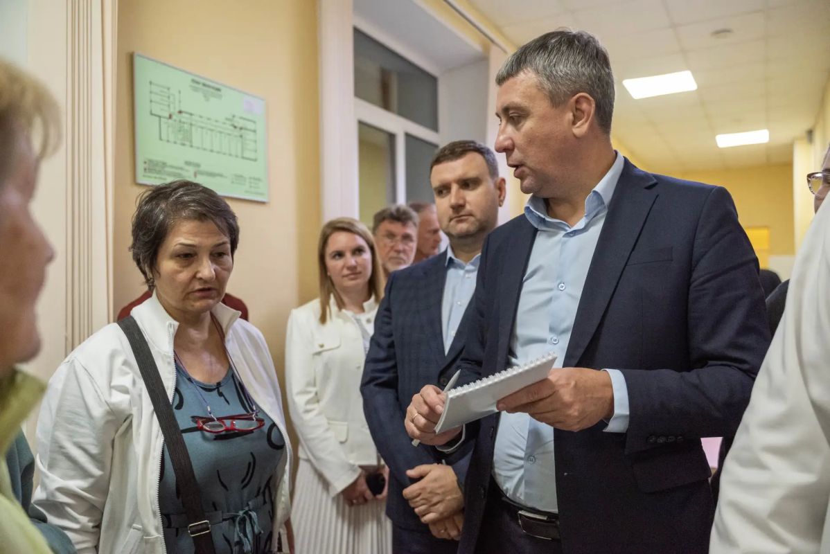 В Реутове прошла встреча с жителями в формате «выездной администрации» по вопросам здравоохранения В Реутове прошла встреча с жителями в формате «выездной администрации» по вопросам здравоохранения