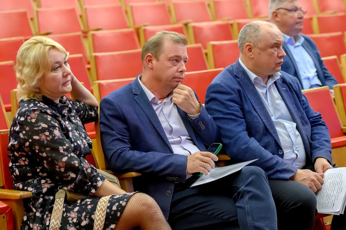 На муниципальном форуме «Управдом» обсудили вопросы подготовки к осеннезимнему периоду На муниципальном форуме «Управдом» обсудили вопросы подготовки к осеннезимнему периоду