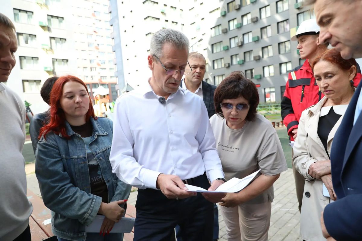 В формате живого общения: в Долгопрудном состоялся очередной обход территорий