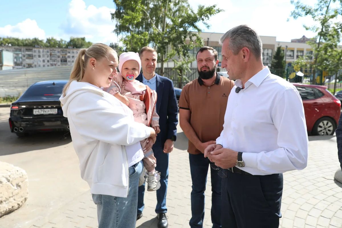 В формате живого общения: в Долгопрудном состоялся очередной обход территорий В формате живого общения: в Долгопрудном состоялся очередной обход территорий