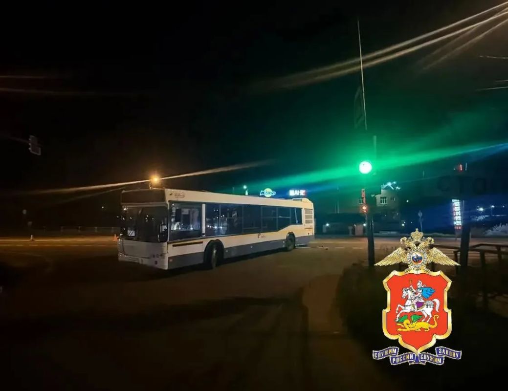 Мотоциклист погиб после столкновении с пассажирским автобусом в подмосковном Домодедове Мотоциклист погиб после столкновении с пассажирским автобусом в подмосковном Домодедове