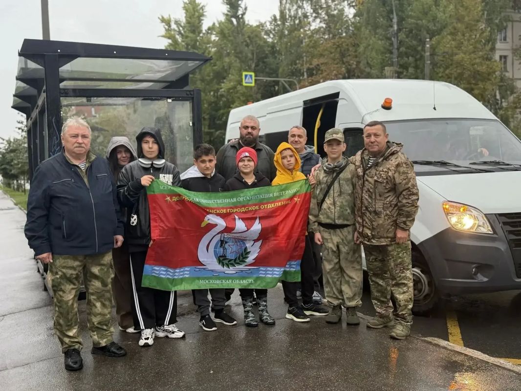 Школьники из Долгопрудного победили в областном военно- патриотическом соревновании Школьники из Долгопрудного победили в областном военно- патриотическом соревновании