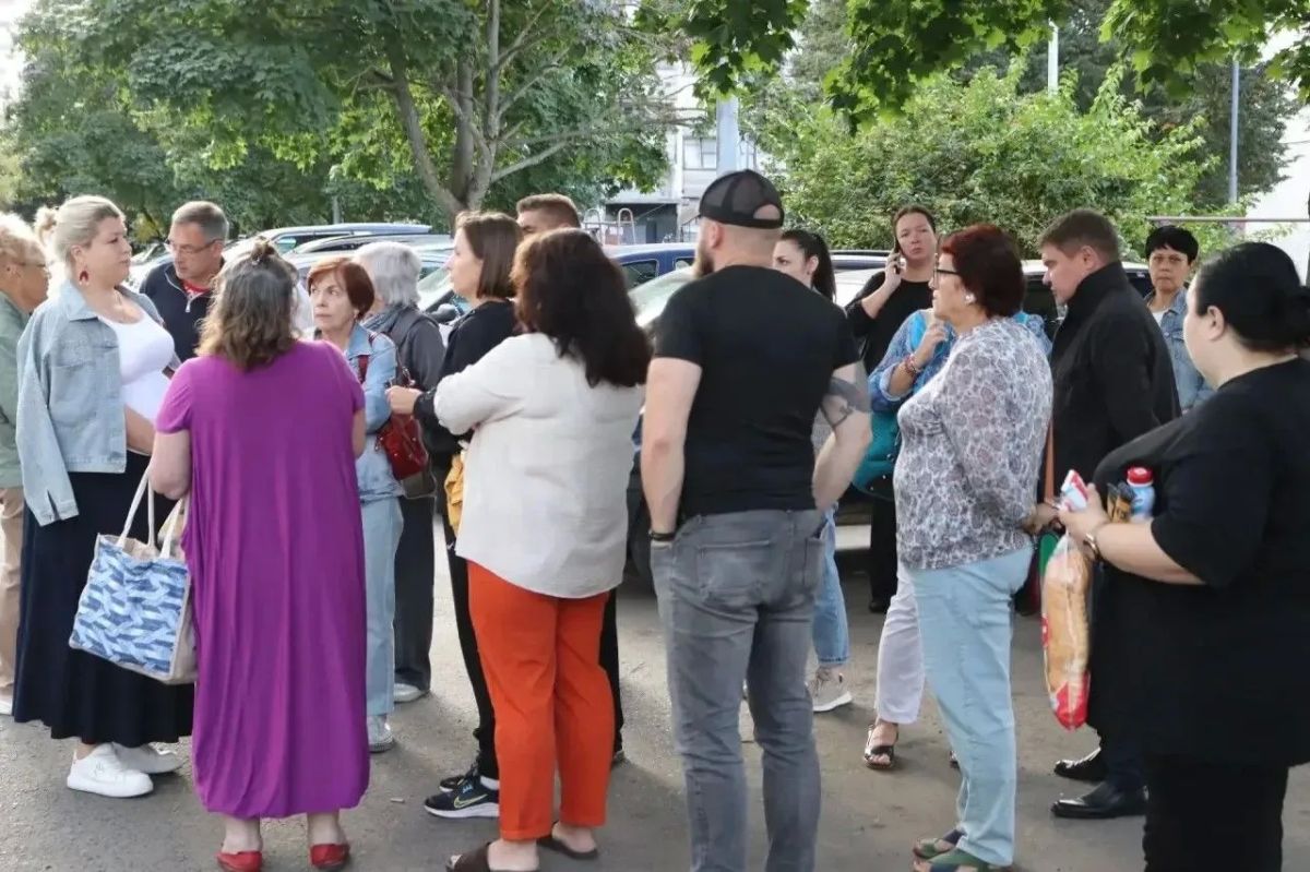 В муниципалитете продолжаются еженедельные обходы территорий В муниципалитете продолжаются еженедельные обходы территорий