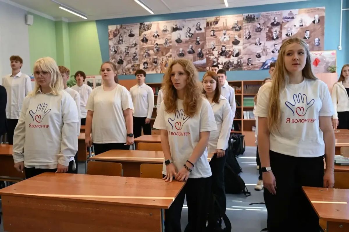 В школах Южного Подмосковья проводят классные часы «Антивейп» В школах Южного Подмосковья проводят классные часы «Антивейп»