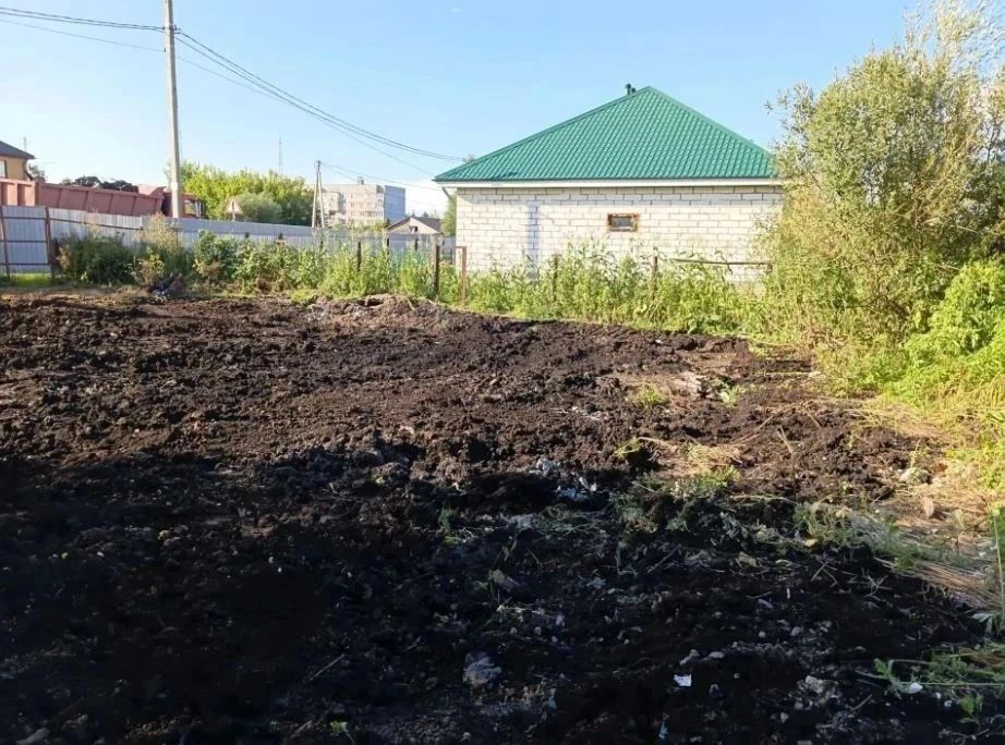 В Серебряных Прудах снесли аварийный барак В Серебряных Прудах снесли аварийный барак