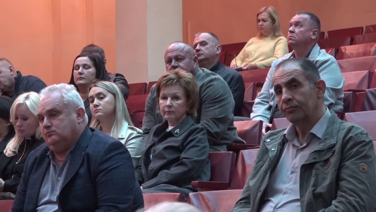 Алексей Малкин: Главная тема сегодняшнего оперативного совещания - подготовка к отопительному сезону