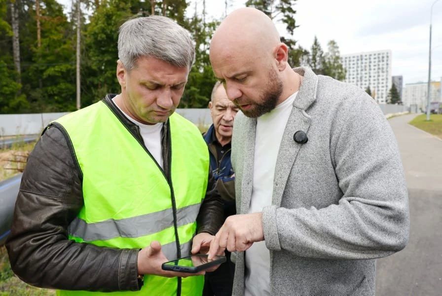 Контроль графиков: что показал осмотр на обновленном участке улицы в Мытищах Контроль графиков: что показал осмотр на обновленном участке улицы в Мытищах
