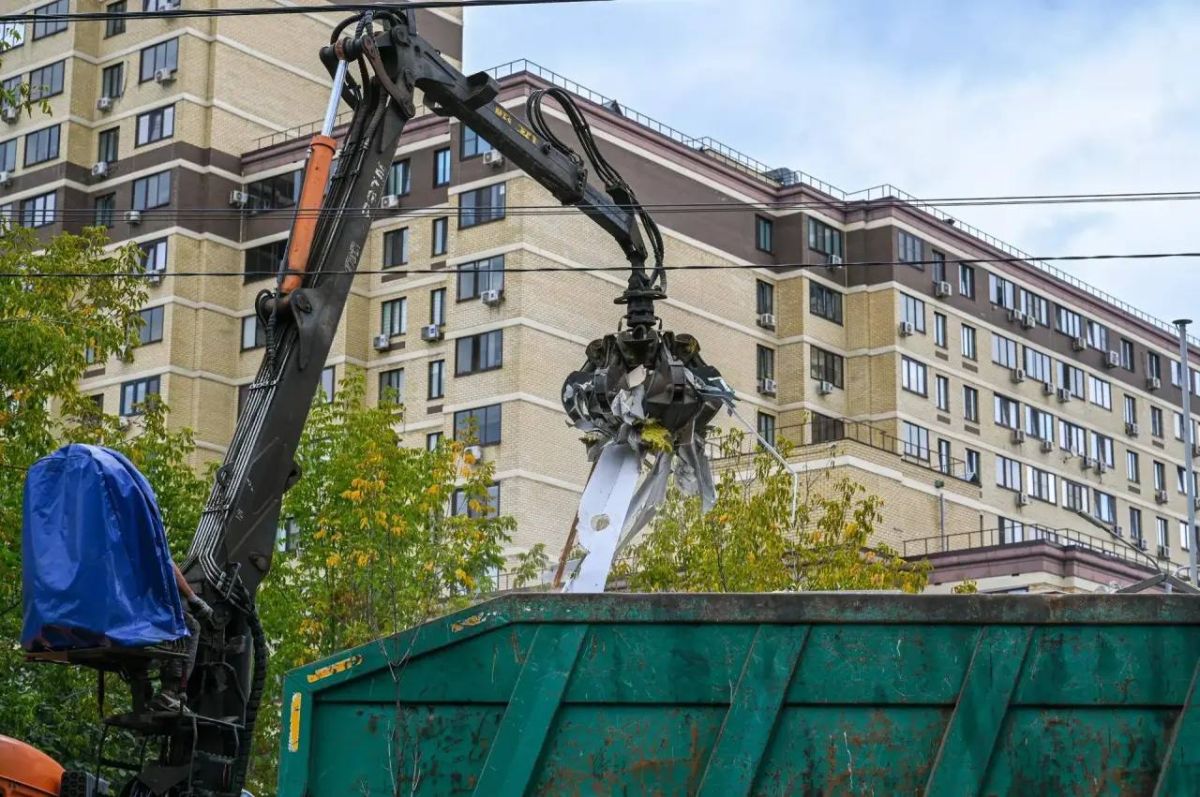 В Ленинском городском округе продолжается работа по демонтажу незаконно размещенных нестационарных торговых объектов В Ленинском городском округе продолжается работа по демонтажу незаконно размещенных нестационарных торговых объектов